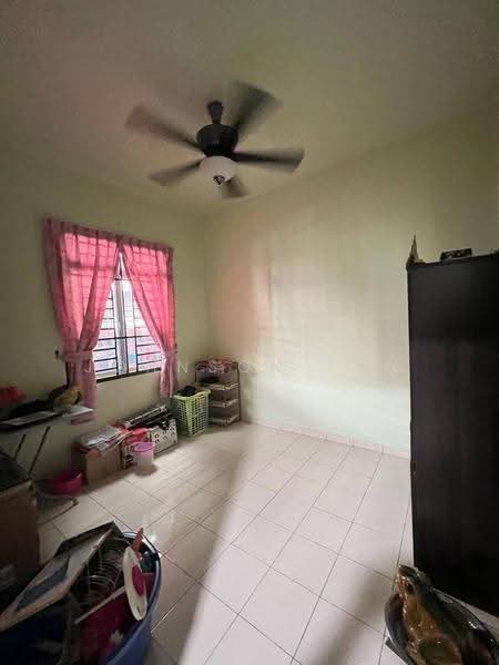 Rumah Teres 2-Tingkat untuk Dijual di Skudai (Johor) - Johnson Tan - Bedroom - PropertyGuru.com.my