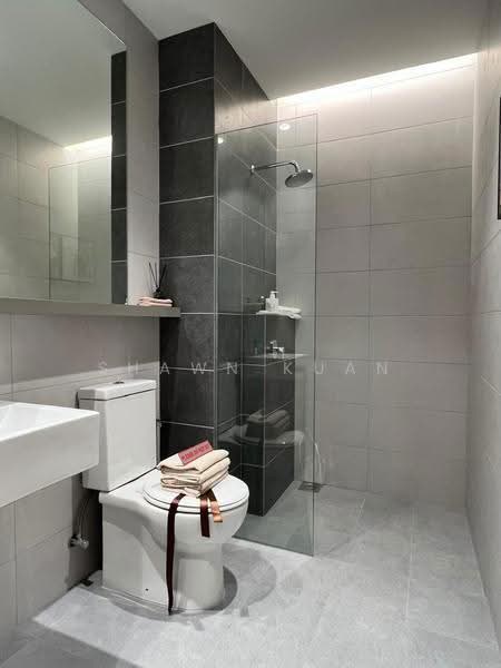 Kediaman Servis untuk Dijual di The Era @ Duta North - Shawn Kuan - Bathroom - PropertyGuru.com.my