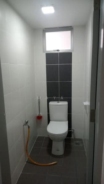 Shop / Office untuk Disewa di Kajang (Selangor) - Maya Myra - Bathroom - PropertyGuru.com.my