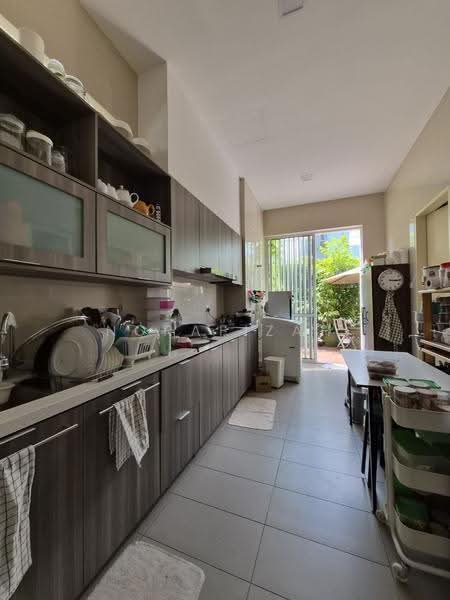 Bungalow House untuk Dijual di Cyber 11 (Cyberjaya) - NoraFizah Gapar - Kitchen - PropertyGuru.com.my