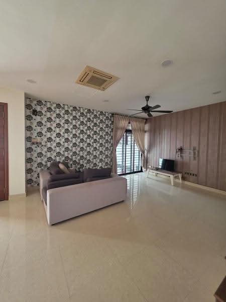 Semi-Detached House for Sale in Taman Perling (Perling) - Jaz Lee - PropertyGuru.com.my