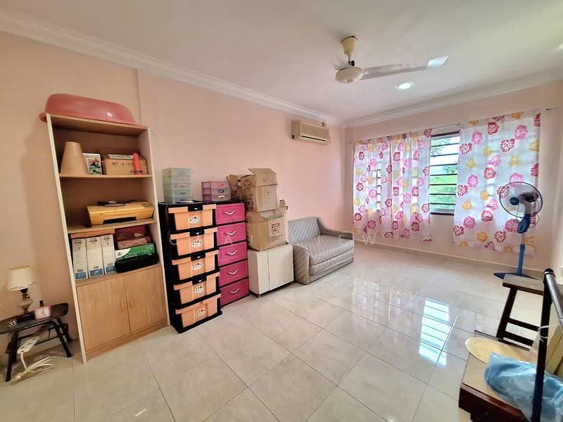 Rumah Teres 2-Tingkat untuk Disewa di Bukit Setongkol (Kuantan) - Chai Kiew Tiong - Living Room - PropertyGuru.com.my