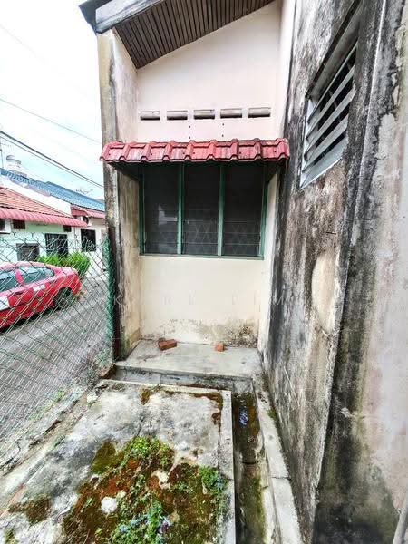 1-storey Terraced House for Sale in Taman Daya (Johor Bahru) - Karl Lim - Exterior - PropertyGuru.com.my