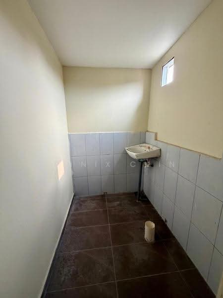 1-storey Terraced House for Sale in Pelabuhan Klang (Selangor) - Dennix Chin - Interior - PropertyGuru.com.my