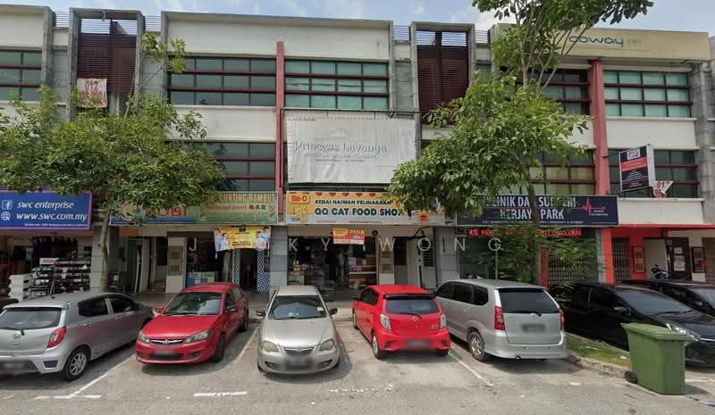 Shop for Sale in Seksyen 32 (Shah Alam) - Jacky Wong - Exterior - PropertyGuru.com.my