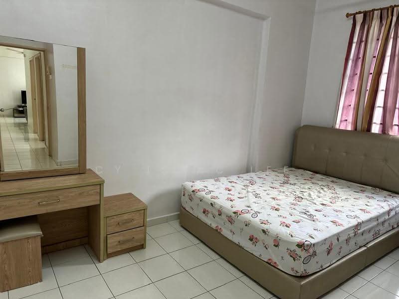 Kondominium untuk Disewa di Putra Place Condominium - Cy Issac Lee - Bedroom - PropertyGuru.com.my