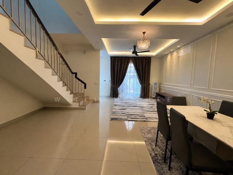 Rumah Teres 2-Tingkat untuk Dijual di Taman Sepang (Sepang) - William Chee - Living Room - PropertyGuru.com.my