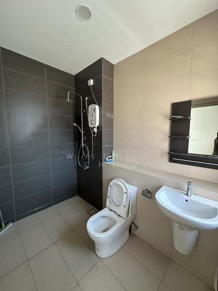Rumah Teres 2-Tingkat untuk Dijual di Taman Sepang (Sepang) - William Chee - Bathroom - PropertyGuru.com.my