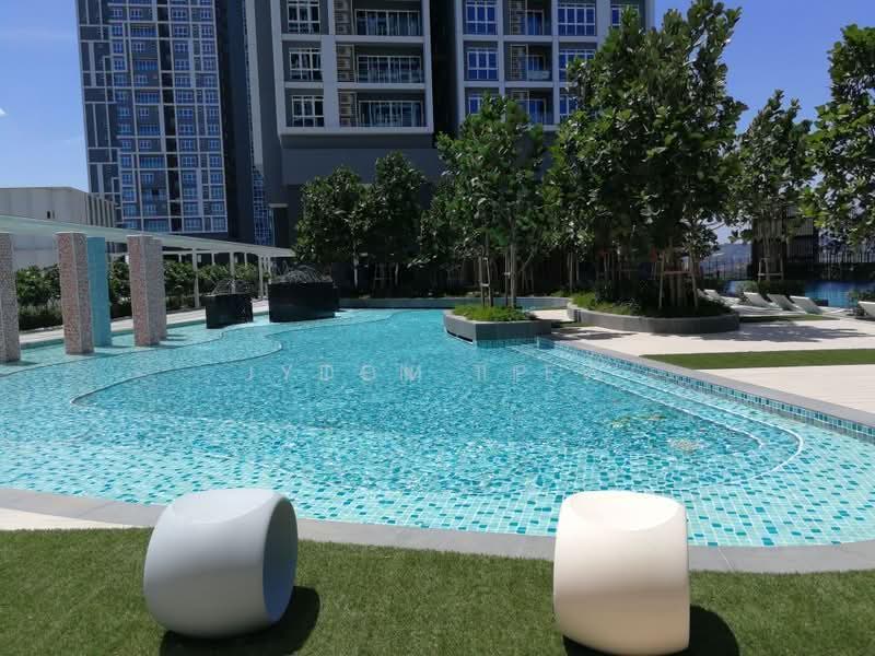 Kediaman Servis untuk Dijual di Basalta Tower @ Eco Sky - Jyden Tiew - Pool - PropertyGuru.com.my