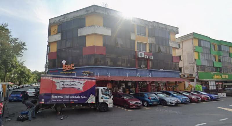 Kedai untuk Disewa di Taman Subang Perdana (Sungai Buloh) - John Tan - Exterior - PropertyGuru.com.my