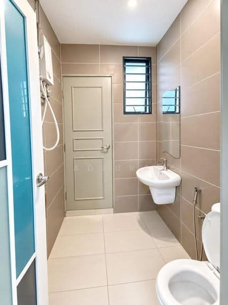 2-storey Terraced House for Sale in Alam Impian (Shah Alam) - Adzura Zamedin - Bathroom - PropertyGuru.com.my