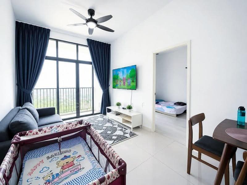Kediaman Servis untuk Dijual di Lexa Residence @ The Quartz WM - Che Hafiz - Living Room - PropertyGuru.com.my