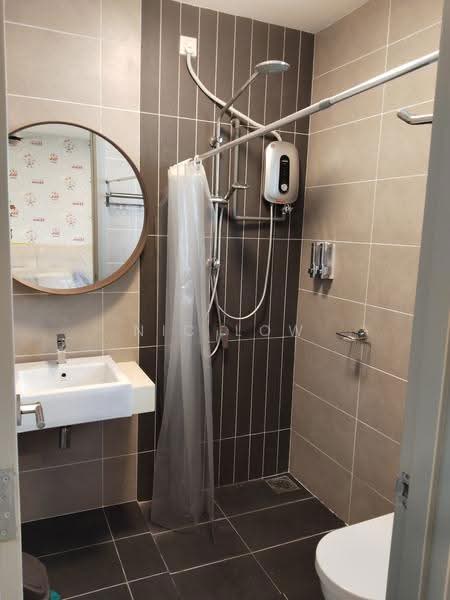 Semi-Detached House for Rent in D'Island (Puchong) - Nic Low - Bathroom - PropertyGuru.com.my