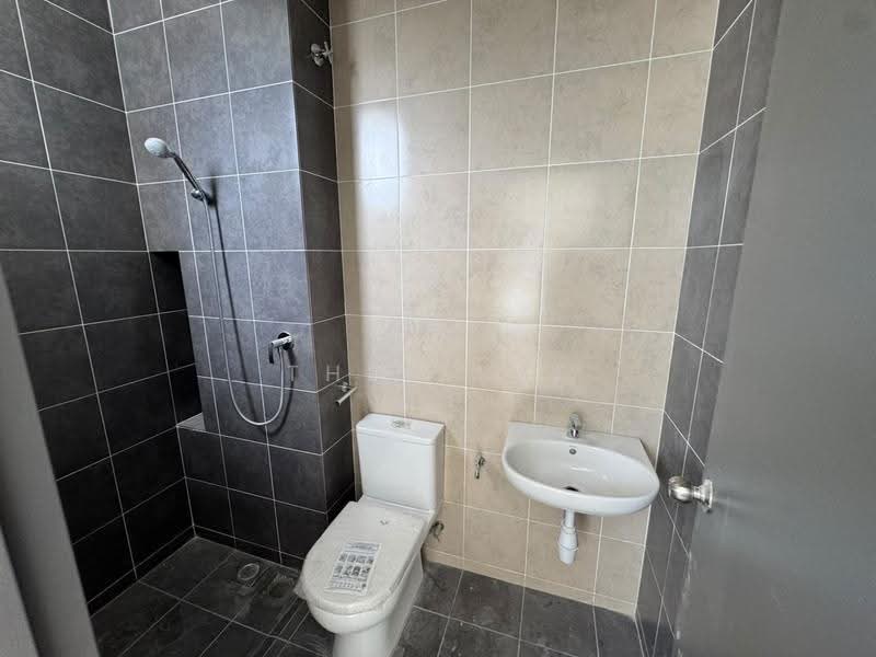 2-storey Terraced House for Rent in Iskandar Puteri (Nusajaya) (Johor) - Thea Lai - Bathroom - PropertyGuru.com.my