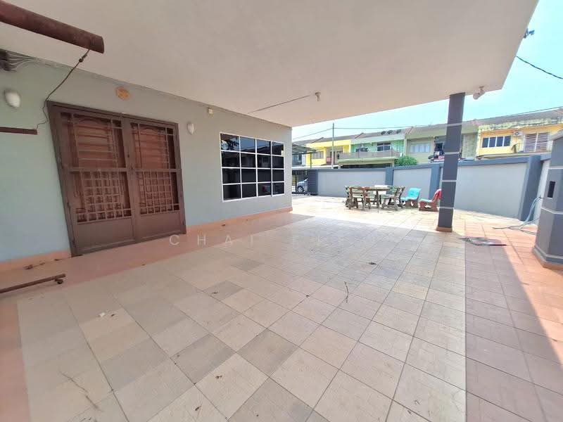 2-storey Terraced House for Sale in Bukit Setongkol (Kuantan) - Chai Kiew Tiong - Exterior - PropertyGuru.com.my