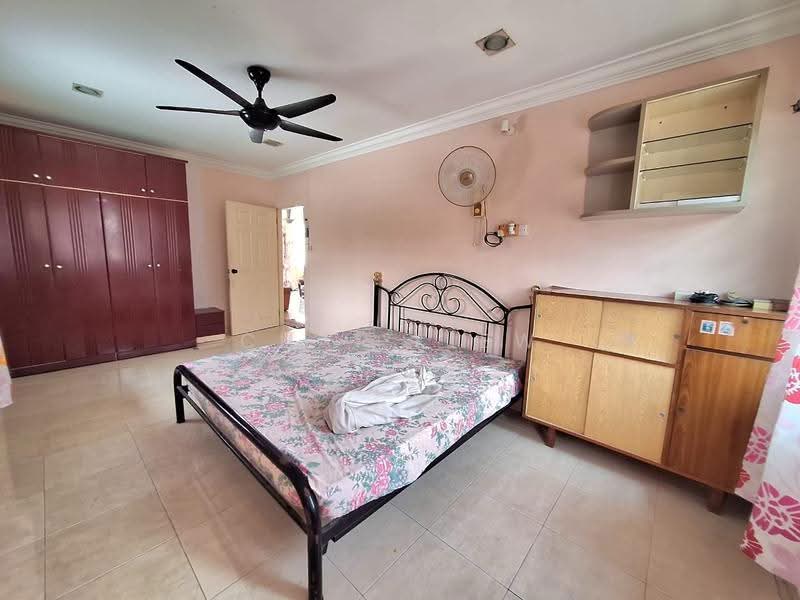2-storey Terraced House for Sale in Bukit Setongkol (Kuantan) - Chai Kiew Tiong - Bedroom - PropertyGuru.com.my