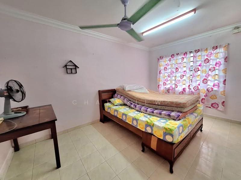 2-storey Terraced House for Sale in Bukit Setongkol (Kuantan) - Chai Kiew Tiong - Bedroom - PropertyGuru.com.my