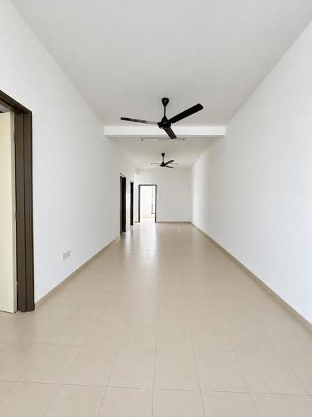 Townhouse for Rent in Bandar Cemerlang (Ulu Tiram) - Jesy Tey - Corridor - PropertyGuru.com.my