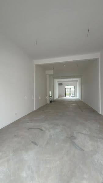 Shop for Rent in Puncak Alam (Selangor) - Alex Lee - Interior - PropertyGuru.com.my