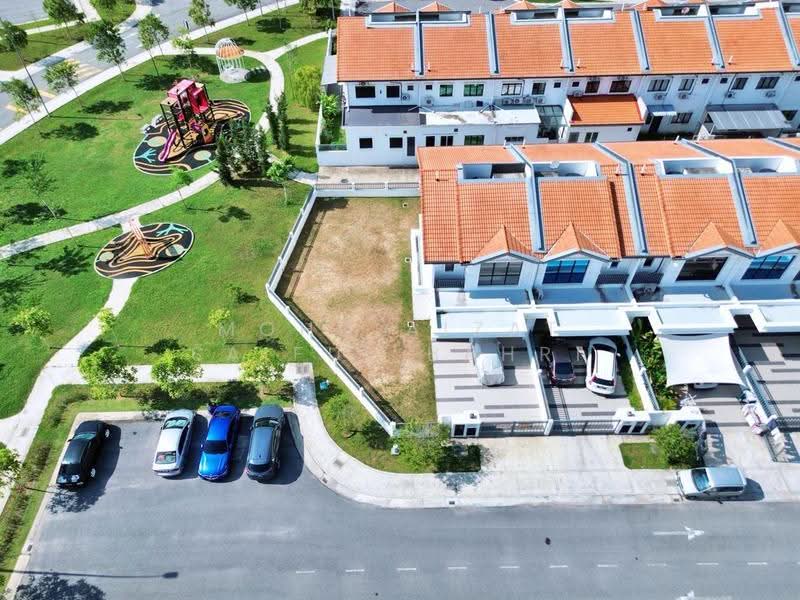 Rumah Teres 2-Tingkat untuk Dijual di Alam Sari (Bangi) - Mohd Aizat Saiful Bahri - Exterior - PropertyGuru.com.my