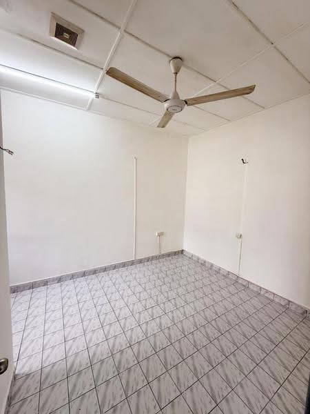 1-storey Terraced House for Sale in Taman Bukit Rinting (Masai) - Alanis Lee - Interior - PropertyGuru.com.my