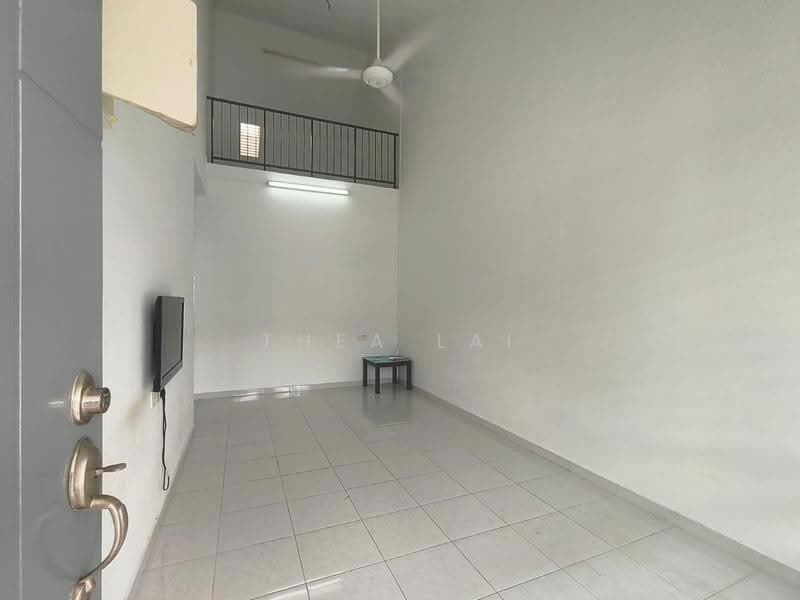 Rumah Teres 1.5-Tingkat untuk Disewa di Bandar Indahpura (Kulai) - Thea Lai - Living Room - PropertyGuru.com.my