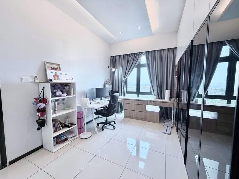 Service Residence for Sale at 8Scape Residence @ Sutera - Karl Lim - Study - PropertyGuru.com.my