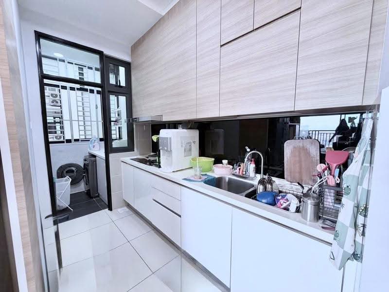 Service Residence for Sale at 8Scape Residence @ Sutera - Karl Lim - Kitchen - PropertyGuru.com.my