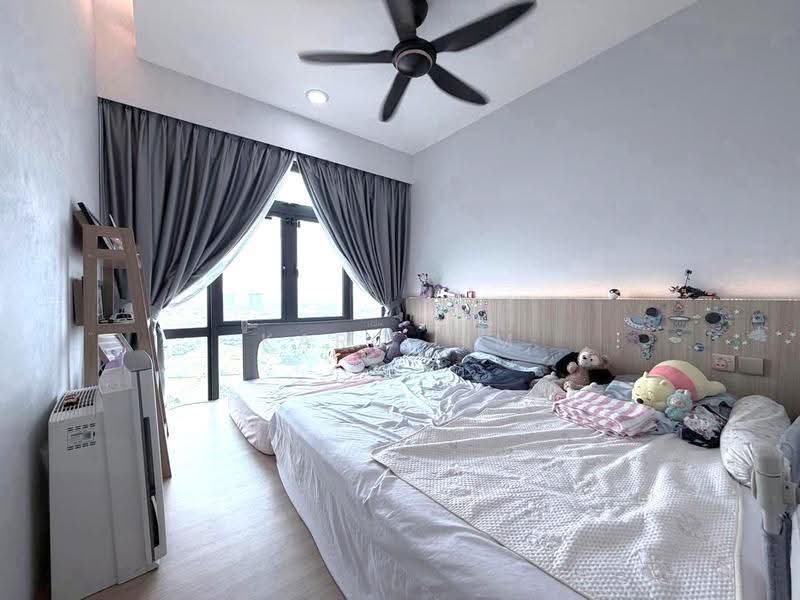 Service Residence for Sale at 8Scape Residence @ Sutera - Karl Lim - Bedroom - PropertyGuru.com.my