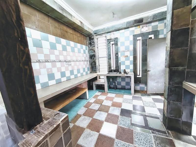 Rumah Teres 2-Tingkat untuk Dijual di Bandar Puncak Alam (Puncak Alam) - Hairul Ramli - Kitchen - PropertyGuru.com.my