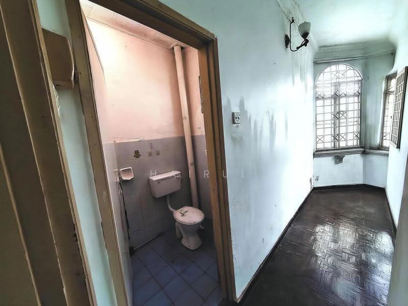 Rumah Teres 2-Tingkat untuk Dijual di Bandar Puncak Alam (Puncak Alam) - Hairul Ramli - Bathroom - PropertyGuru.com.my
