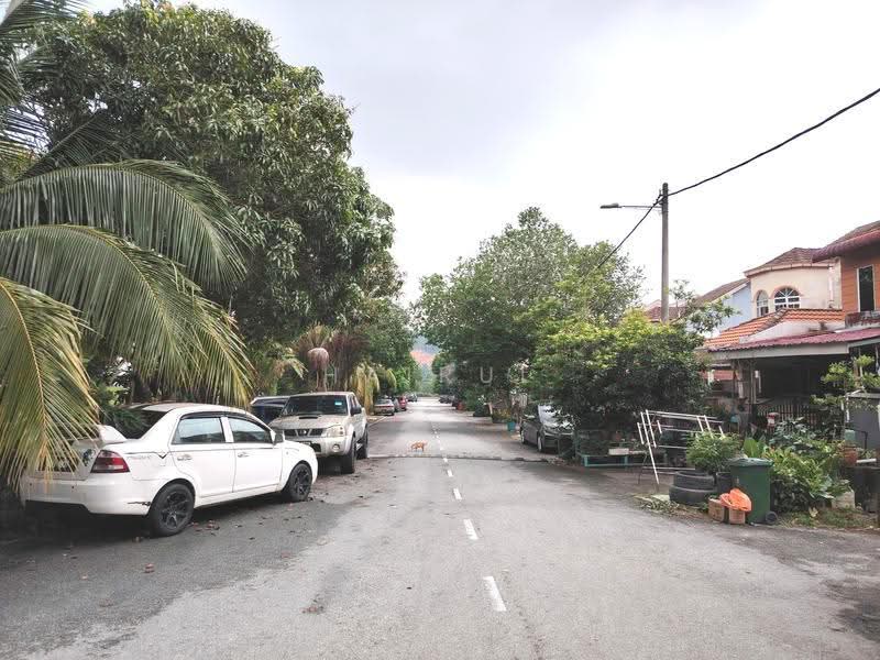Rumah Teres 2-Tingkat untuk Dijual di Bandar Puncak Alam (Puncak Alam) - Hairul Ramli - Exterior - PropertyGuru.com.my