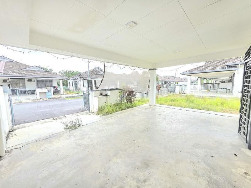 Semi-Detached House for Sale in Telok Panglima Garang (Selangor) - Nur Ain Mat Zain - Exterior - PropertyGuru.com.my