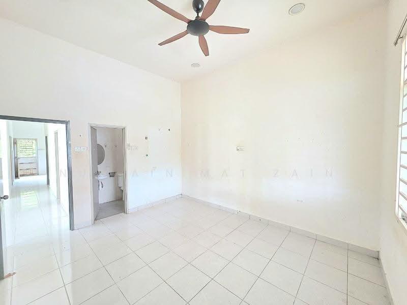 Semi-Detached House for Sale in Telok Panglima Garang (Selangor) - Nur Ain Mat Zain - Interior - PropertyGuru.com.my