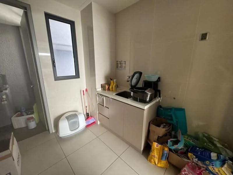 Kediaman Servis untuk Dijual di The Era @ Duta North - Tommy Liew - Kitchen - PropertyGuru.com.my