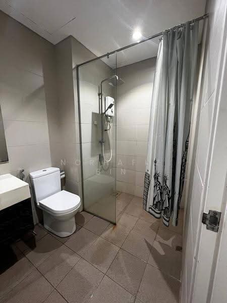 Kediaman Servis untuk Disewa di Liberty Tower @ i-City - Norhafiz Bin Mohd Nor - Bathroom - PropertyGuru.com.my