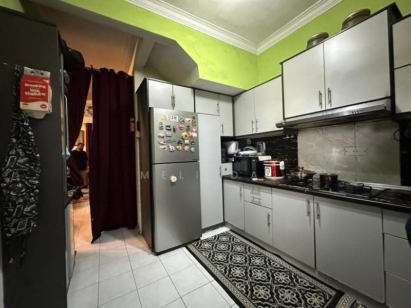 2-storey Terraced House for Sale in Mahkota Cheras (Cheras) - Melinda Goh - Kitchen - PropertyGuru.com.my