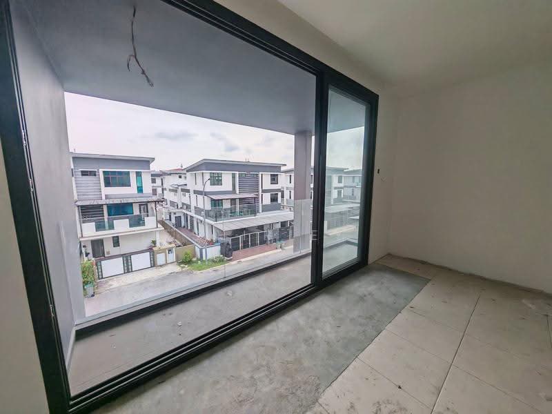 Cluster House for Sale in Taman Mutiara Mas (Skudai) - Shirley Yap - View - PropertyGuru.com.my