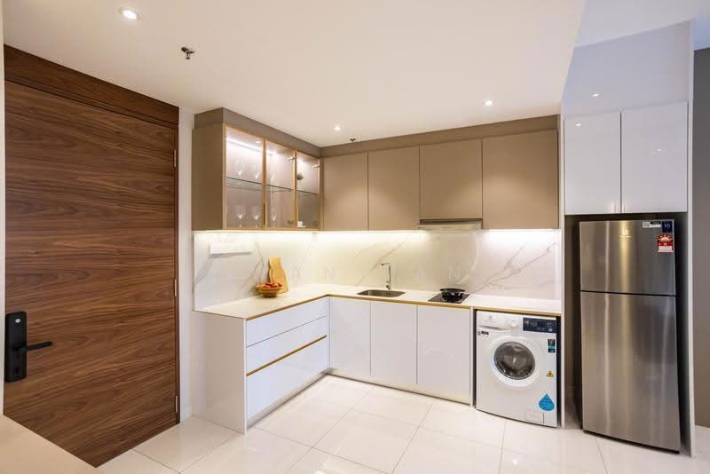 Kediaman Servis untuk Dijual di Golden Crown Residence - Ryan Tan - Kitchen - PropertyGuru.com.my