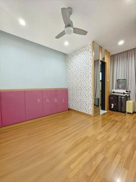 Rumah Berkembar untuk Dijual di Taman Molek (Johor Bahru) - Karl Lim - Bedroom - PropertyGuru.com.my