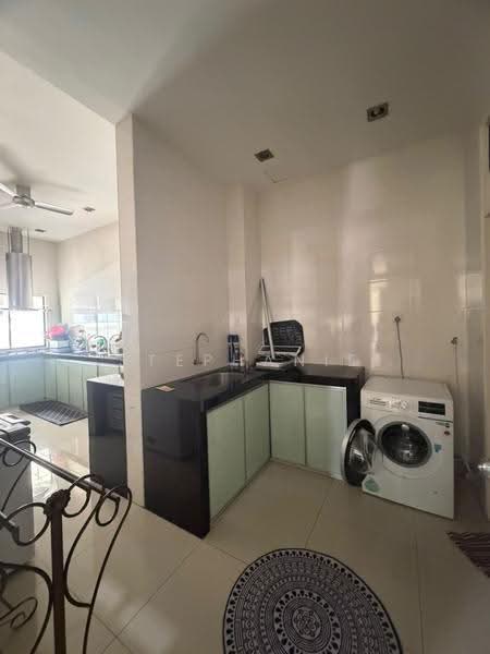 Cluster House for Rent in George Town (Penang) - Stephanie Lim - Kitchen - PropertyGuru.com.my