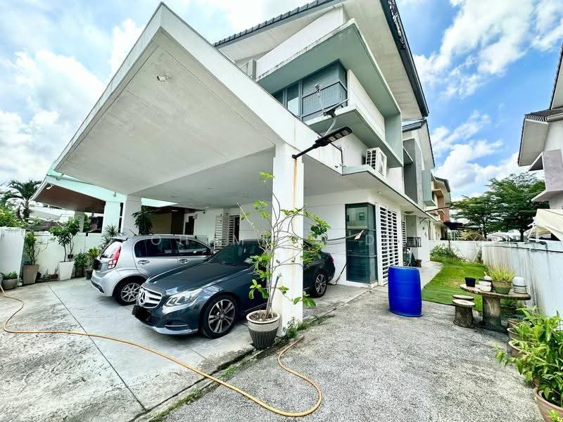 Rumah Berkembar untuk Dijual di Taman Cahaya Alam (Shah Alam) - Mohammad Din Majid - Exterior - PropertyGuru.com.my