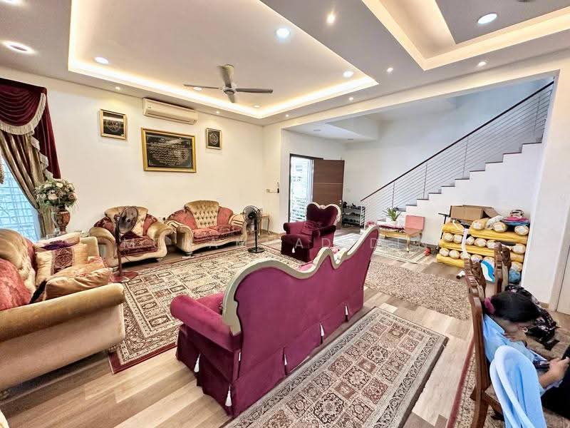 Rumah Berkembar untuk Dijual di Taman Cahaya Alam (Shah Alam) - Mohammad Din Majid - PropertyGuru.com.my