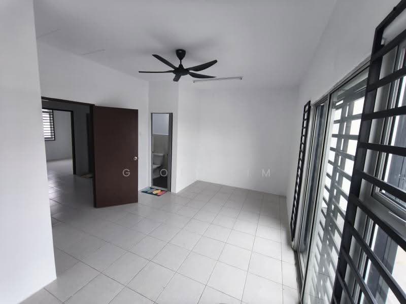 2-storey Terraced House for Rent in Seremban (Negeri Sembilan) - Geoff Lim - Living Room - PropertyGuru.com.my