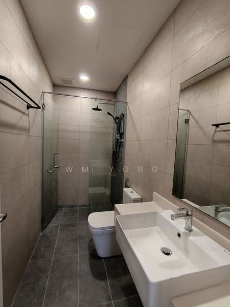 Kondominium untuk Disewa di Bangsar Hill Park - WM Yong - Common Bathroom - PropertyGuru.com.my