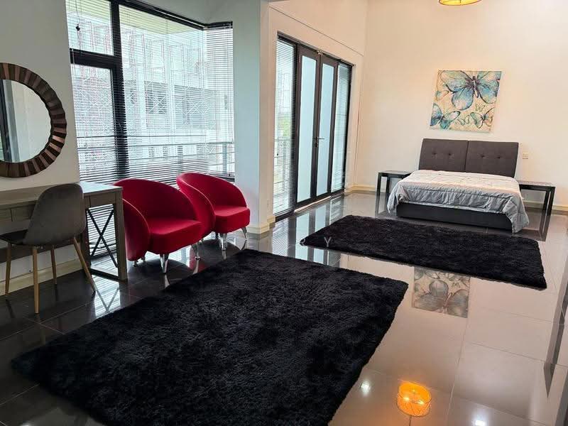 Bungalow House untuk Dijual di Perdana Lakeview East (Cyberjaya) - Henry Liew - Bedroom - PropertyGuru.com.my