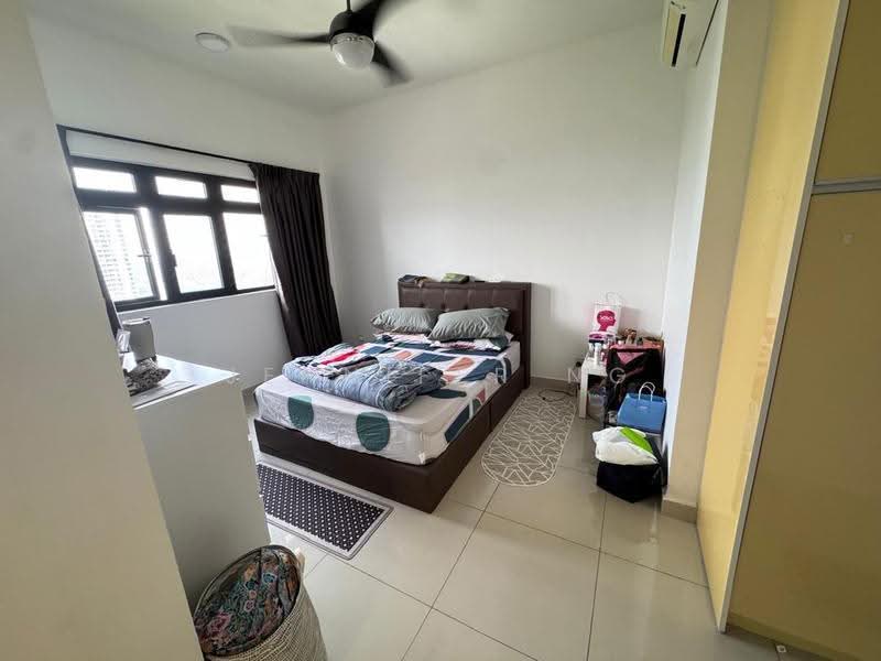 Kediaman Servis untuk Dijual di Meridin Suites @ The Meridin - Jennifer Ng - Bedroom - PropertyGuru.com.my