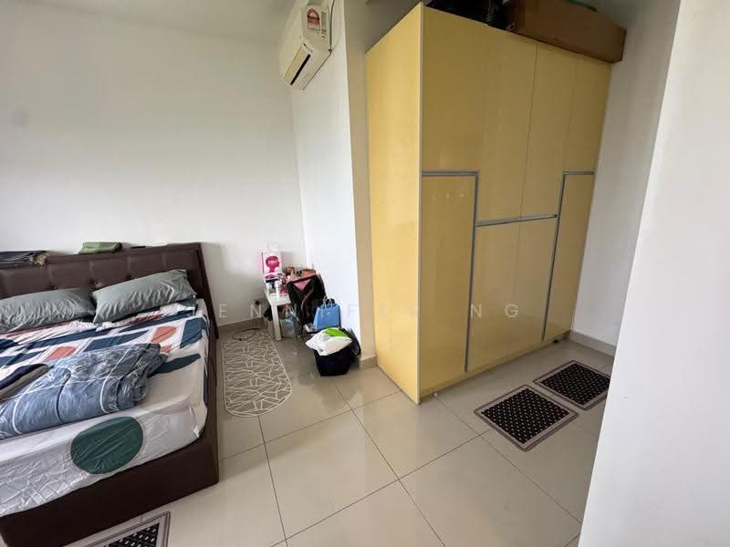 Kediaman Servis untuk Dijual di Meridin Suites @ The Meridin - Jennifer Ng - Bedroom - PropertyGuru.com.my
