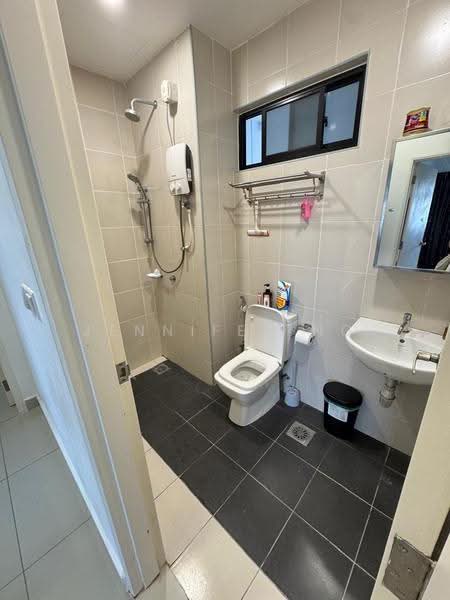 Kediaman Servis untuk Dijual di Meridin Suites @ The Meridin - Jennifer Ng - Bathroom - PropertyGuru.com.my