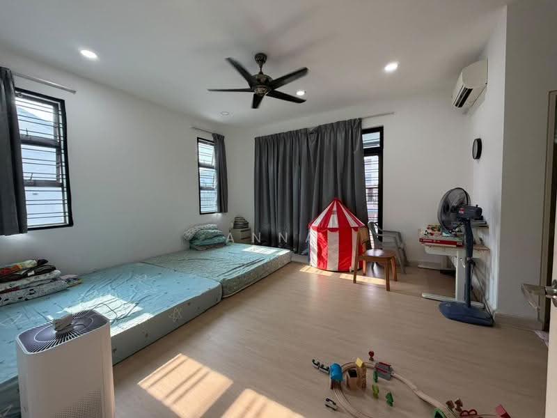 Semi-Detached House for Sale in Taman Nusa Idaman (Iskandar Puteri (Nusajaya)) - Anna Woon - Bedroom - PropertyGuru.com.my